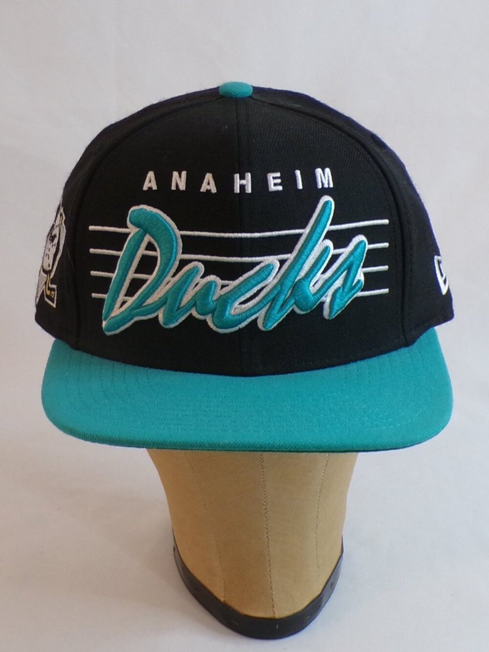 VINTAGE RARE NEW ERA 9FIFTY ANAHEIM MIGHTY DUCKS NHL SNAP BACK CAP/HAT